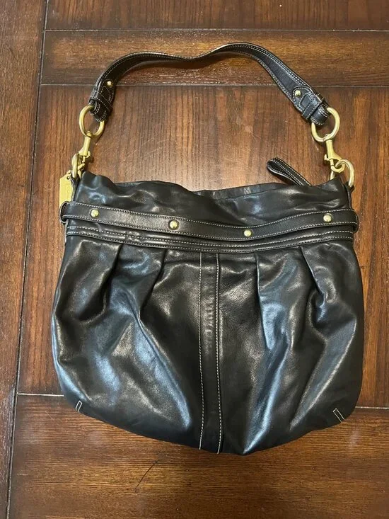 Coach Hamptons Pleated Leather Shoulder Bag Purse Gold Hardware Y2K Hobo - Picture 4 of 11